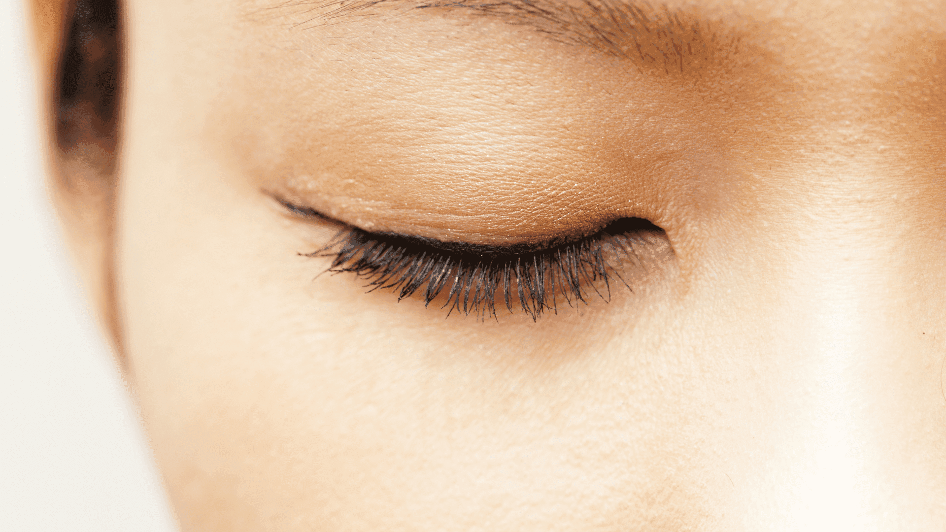 Blepharoplasty vs Brow Lift: Which Should You Get?