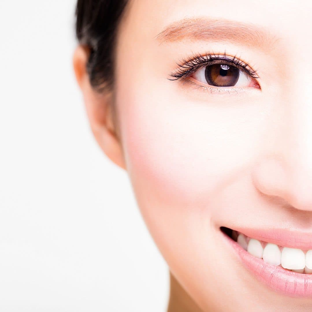 Double eyelid surgery