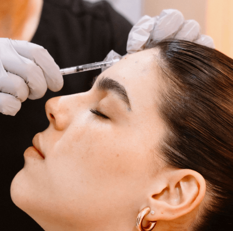 Forehead Filler: Benefits, Risks and What It Can Treat